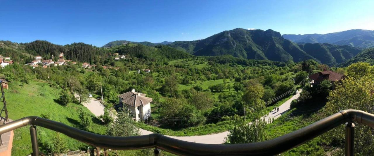 Хотел Варненци Laki Esterno foto
